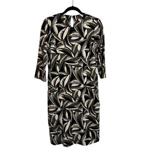 J.McLaughlin Knit Dress Size M Olive Green‎ Black Ivory Leaf Print 3/4 Sleeve